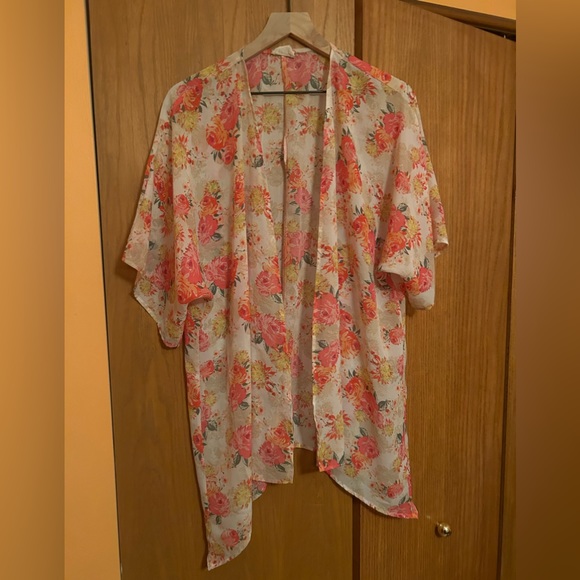 Floral kimono 143 Story by Line Up Swimsuit Coverup sz Medium sheer kimono cream - Picture 8 of 10